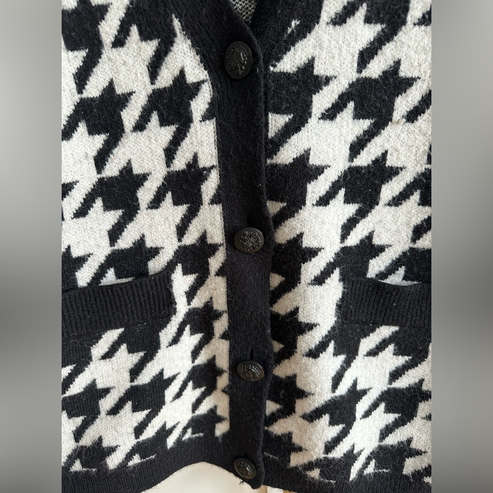 Steve Madden - Cardigan - Small - 52% Acrylic, 28% Nylon & 20% Polyester - Picture 3 of 5